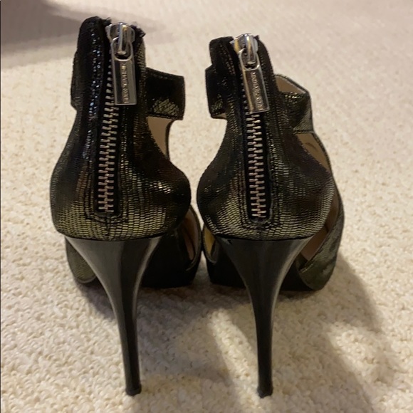Michael Kors Stiletto Heels - Picture 4 of 7